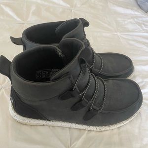 Hey Dude Eloise Black Waterproof Boot